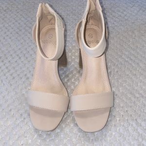 Dream Paris sandal heels